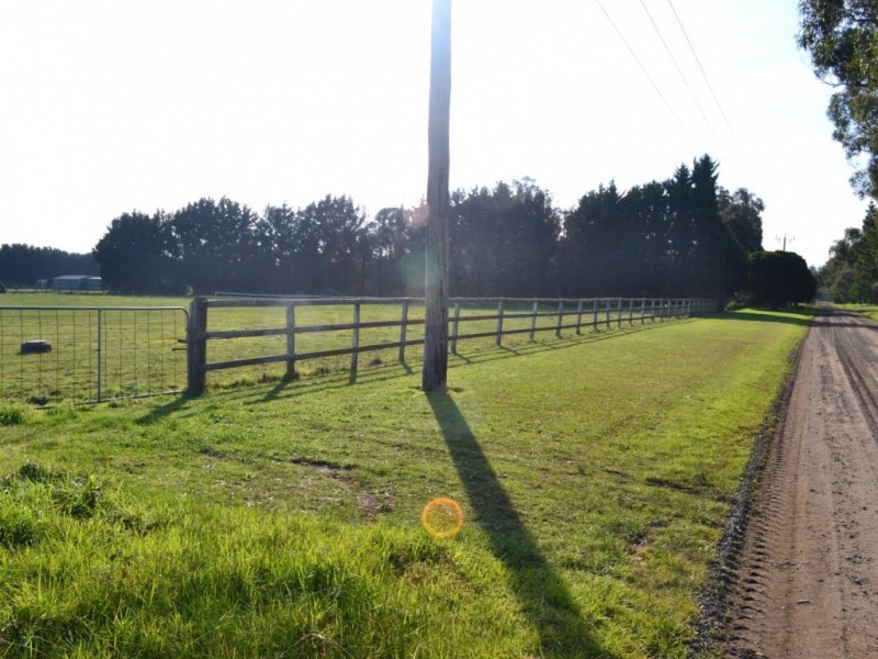 65 McMullen Road, Officer VIC 3809