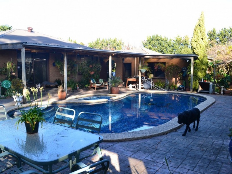 65 McMullen Road, Officer VIC 3809