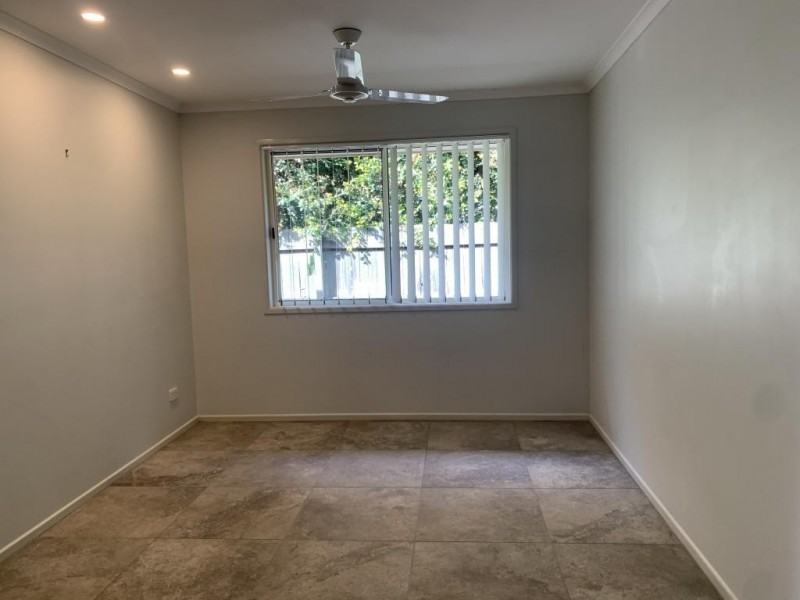 54 Lake Entrance Boulevard, Noosaville QLD 4566