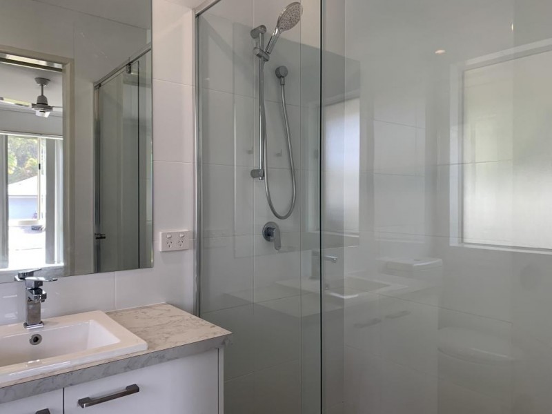 54 Lake Entrance Boulevard, Noosaville QLD 4566