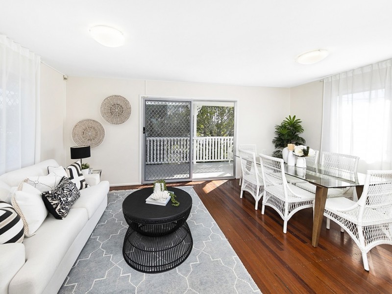 1A Centaur Street, Redcliffe QLD 4020