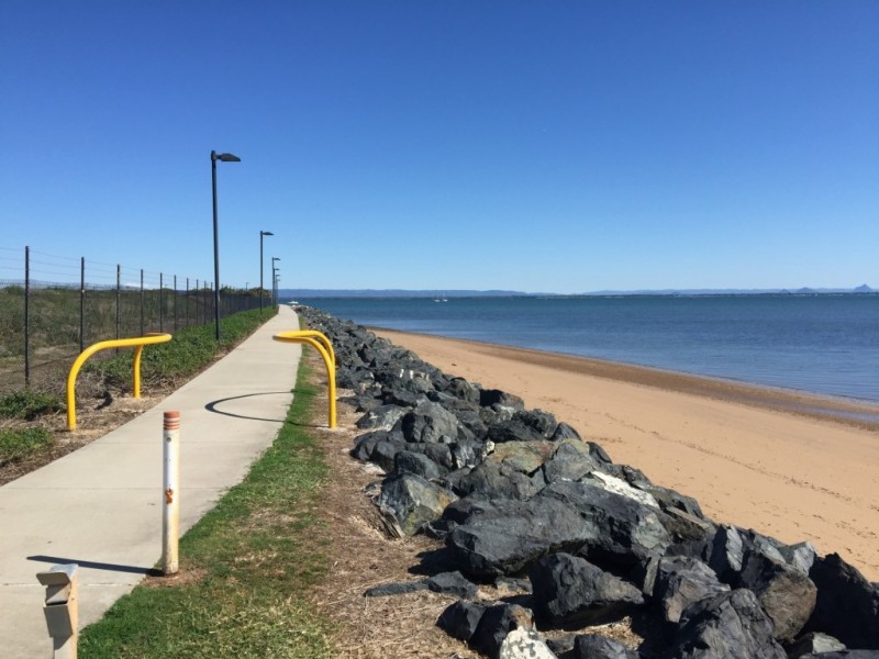 6A Fourth Avenue, Scarborough QLD 4020