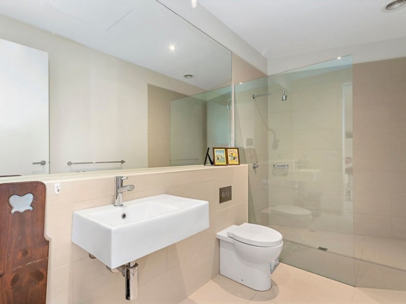2A Ebden Ave, Black Rock VIC 3193
