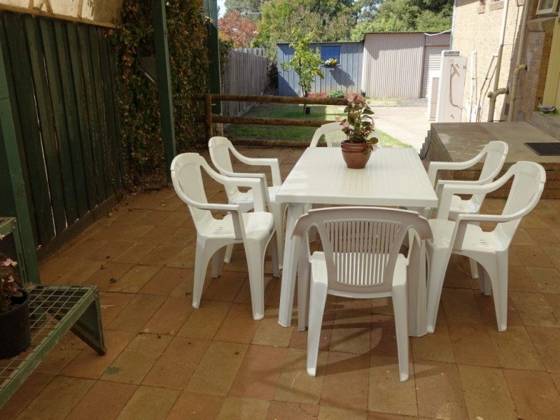 2 Lancaster Way, Melton West VIC 3337