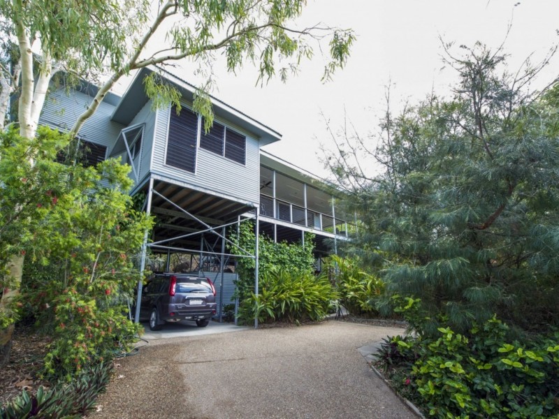 28 Wallaby Way, Horseshoe Bay QLD 4819