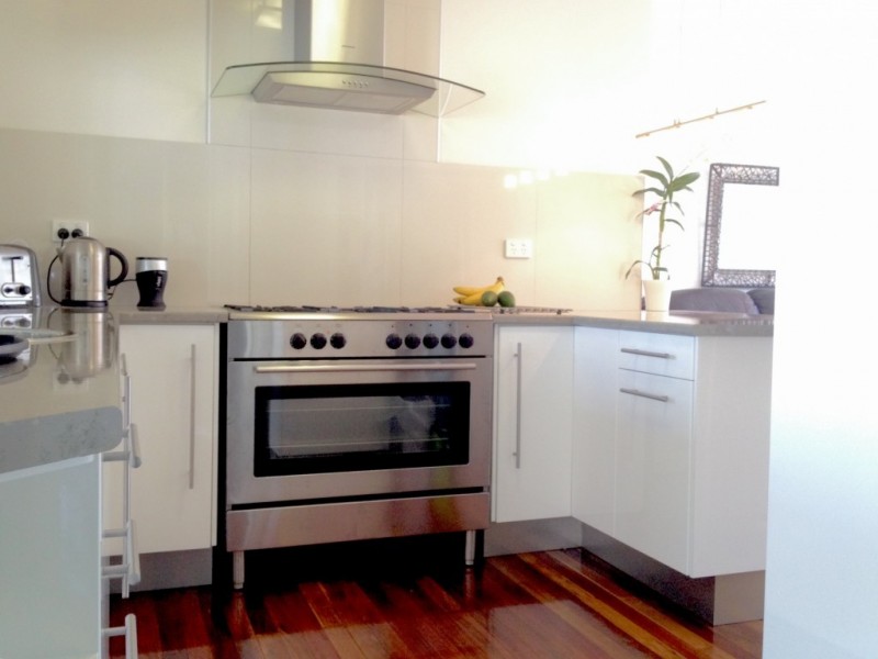 310 Adina Avenue, Bilinga QLD 4225