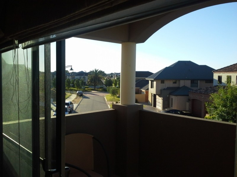 10 Milano Avenue, Stirling WA 6021