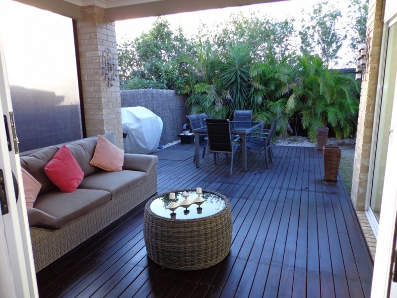 22 Langham Crescent, North Lakes QLD 4509