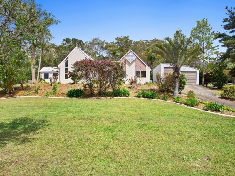 26 Flamingo Street, Little Mountain QLD 4551