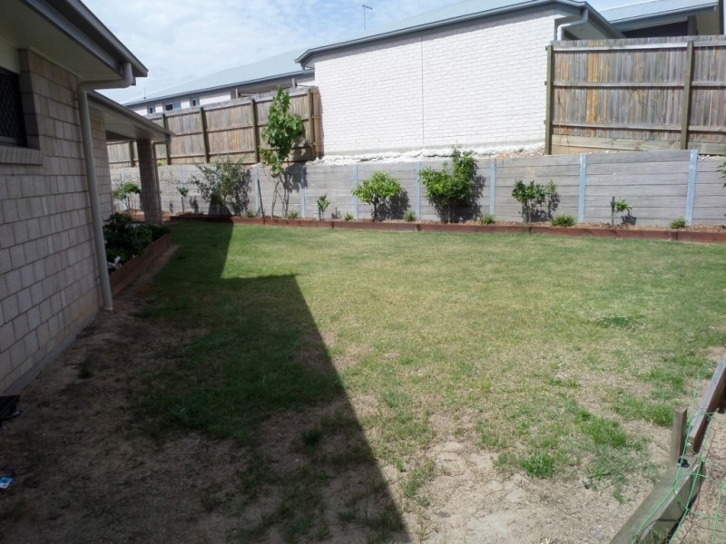 6 Tarong Avenue, North Lakes QLD 4509