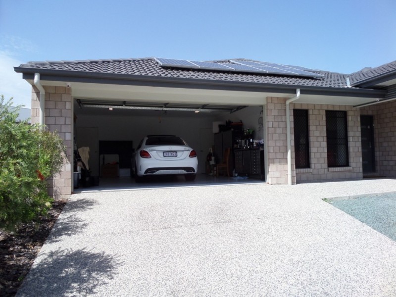 6 Tarong Avenue, North Lakes QLD 4509