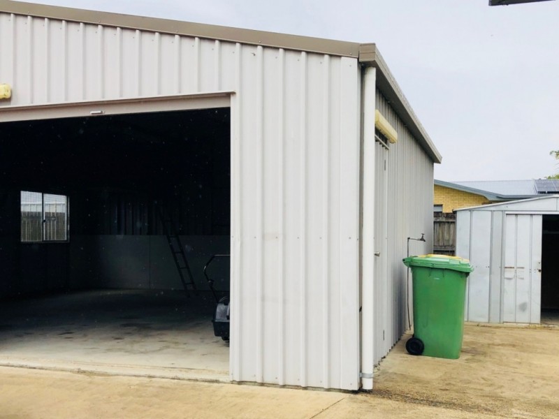 36 Schapers Road, Glenella QLD 4740