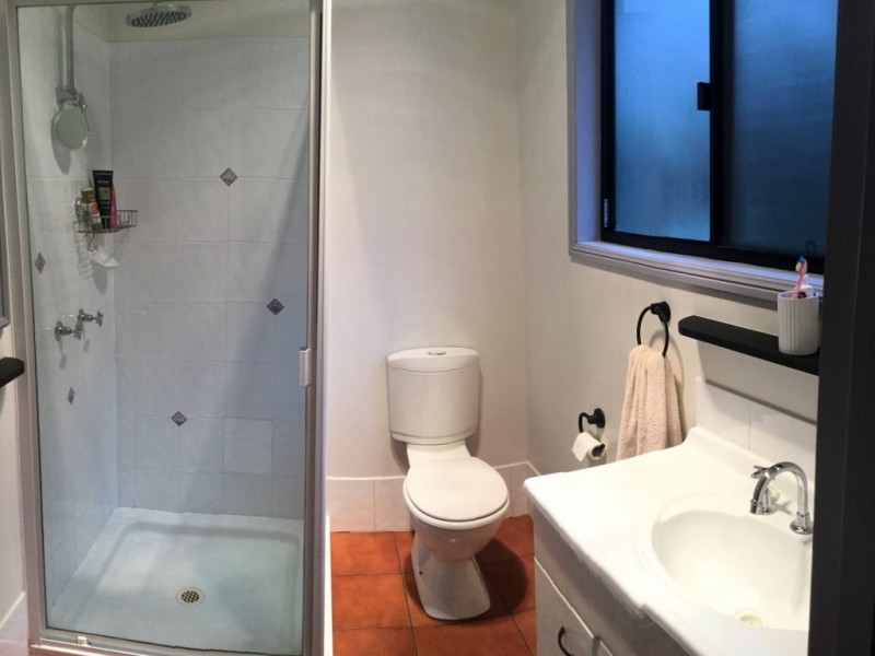 8 Leigha Place, Kureelpa QLD 4560