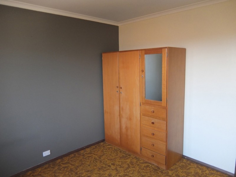 8 Ronnie Street, Rose Bay TAS 7015