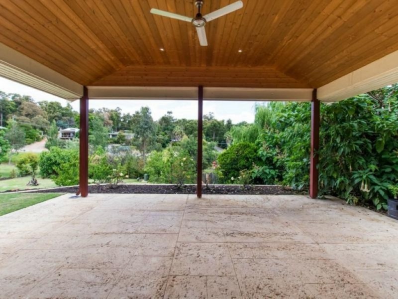 37 Orchid Drive, Roleystone WA 6111