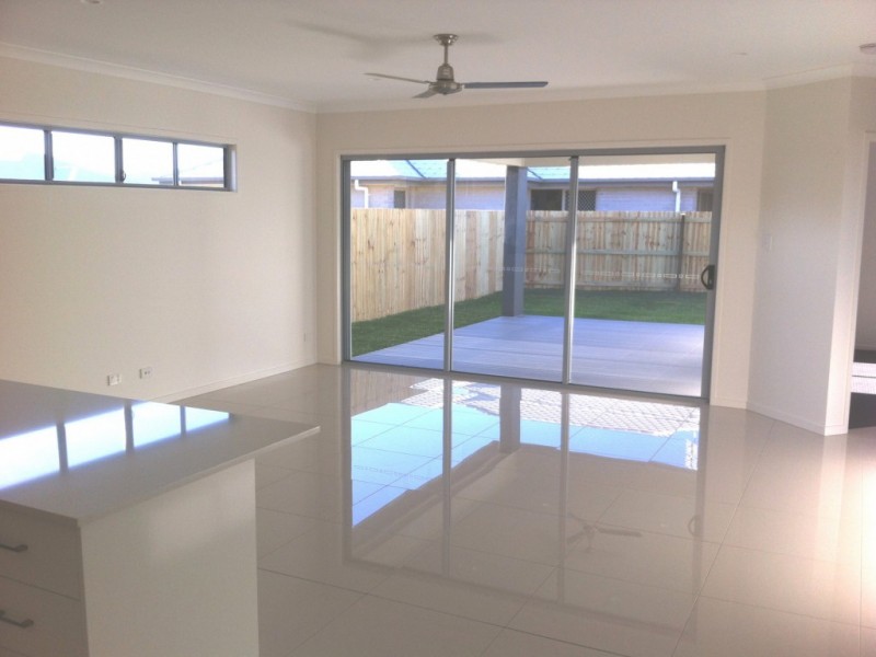 6 Verde Circuit, Caloundra West QLD 4551