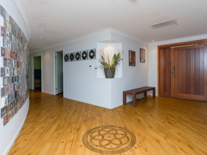 44 – 48 Myora Row, Karalee QLD 4306