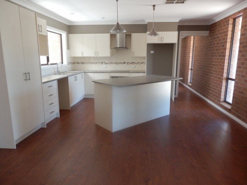 140 Aberford Street, Coonamble NSW 2829