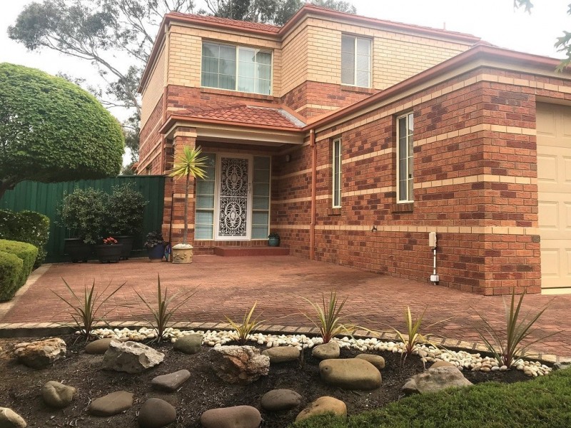 3 Peppermint Grove, Box Hill South VIC 3128