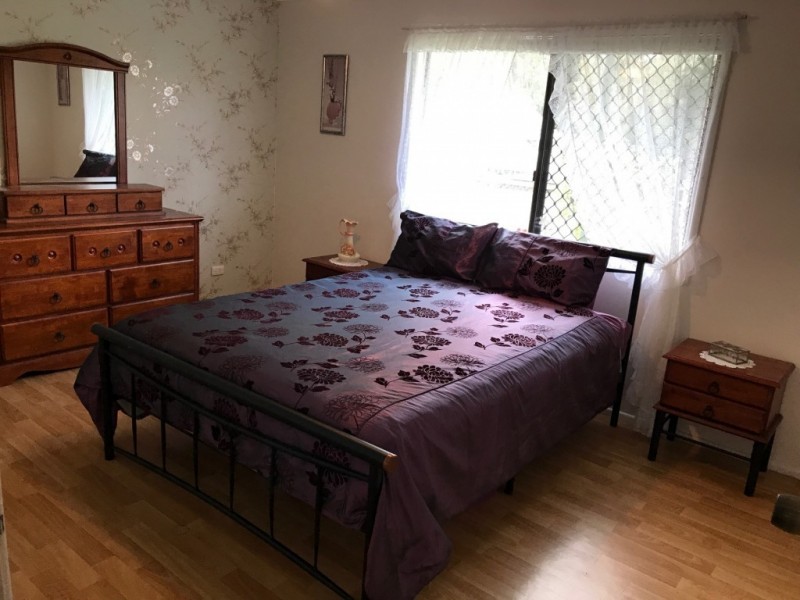 8 Myla Road, Landsborough QLD 4550