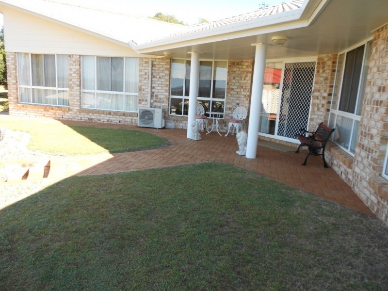 1 Freeman Court, Kingaroy QLD 4610