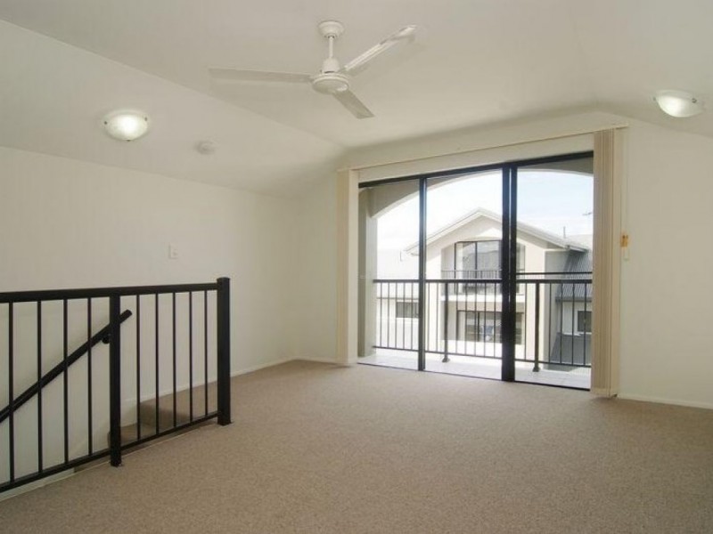 20/82-86 Martyn St, Parramatta Park QLD 4870