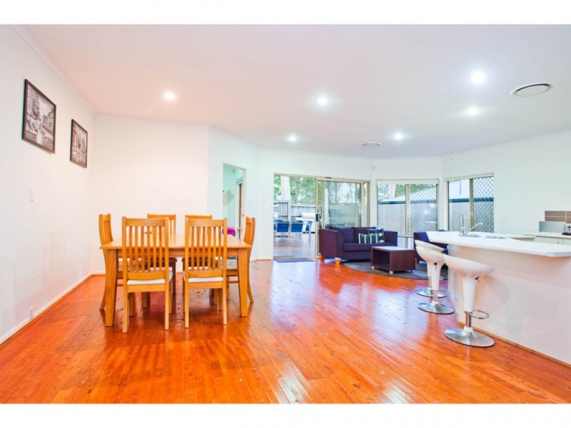 49 Talltrees Circuit, Wakerley QLD 4154