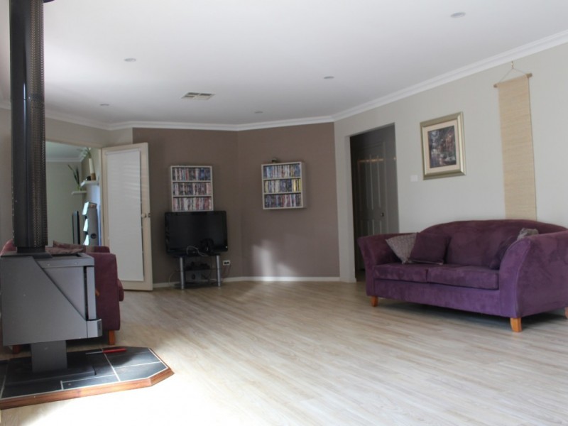 34 Evans Street, Moruya NSW 2537