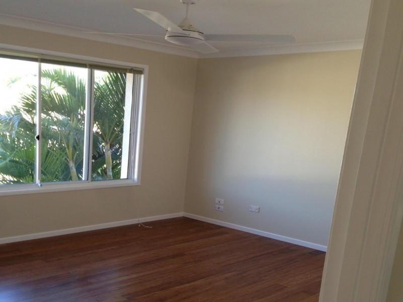 12/2 St Kevins Avenue, Benowa QLD 4217