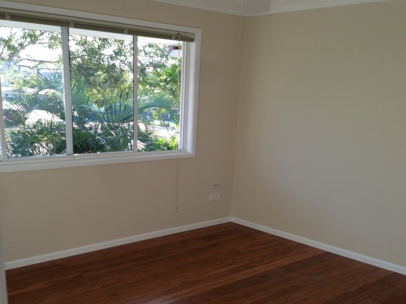 12/2 St Kevins Avenue, Benowa QLD 4217