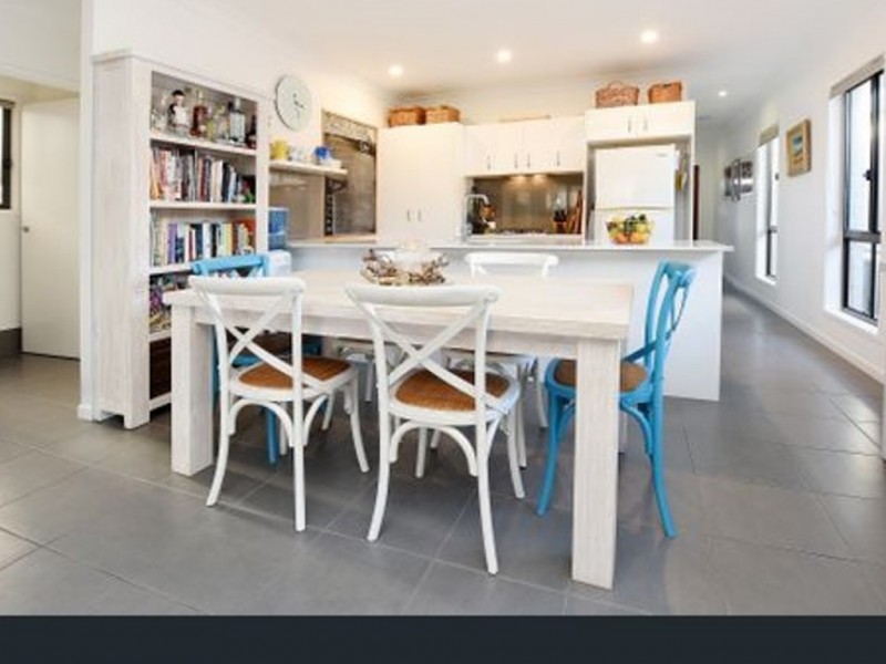 5 Teal Street, Caloundra West QLD 4551
