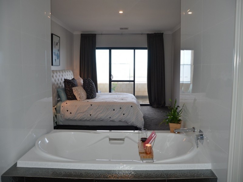 167 Lagoon Drive, Yanchep WA 6035