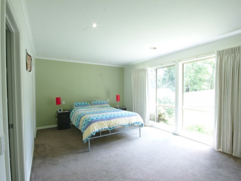 17 Ploughshare Drive, Mount Helen VIC 3350