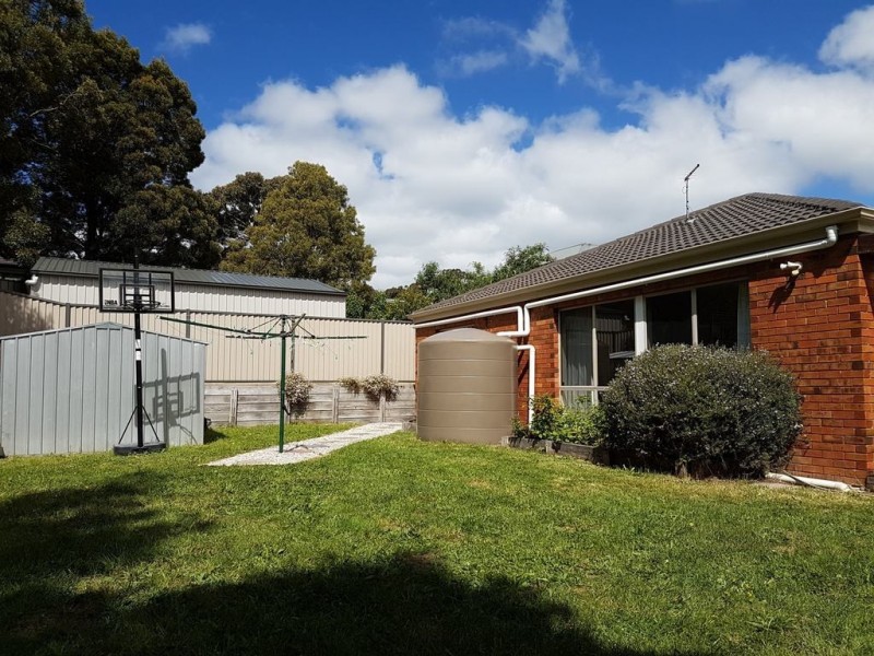 17 Ploughshare Drive, Mount Helen VIC 3350