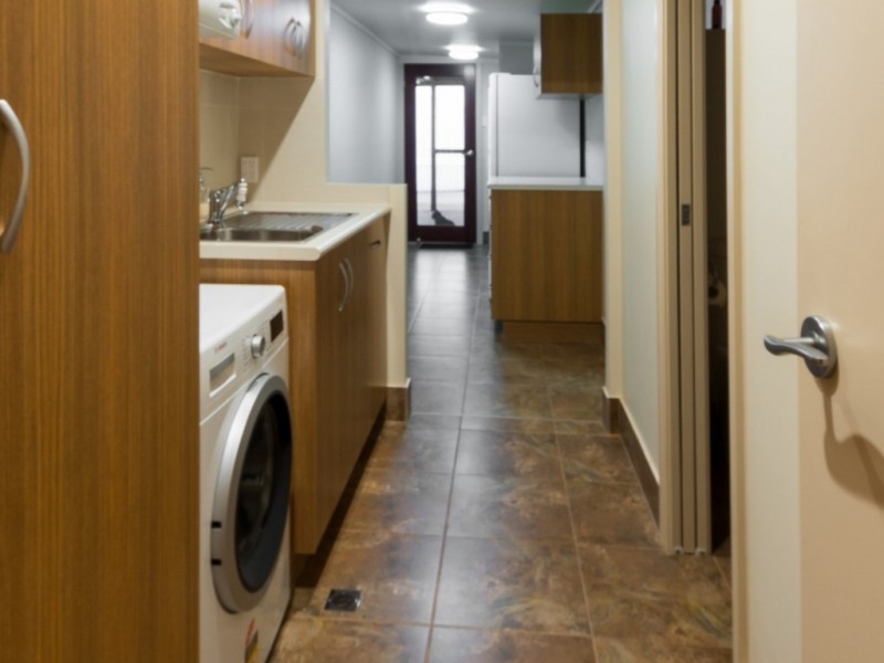 373 Piccadilly Street, West Lamington WA 6430