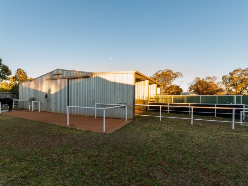 373 Piccadilly Street, West Lamington WA 6430