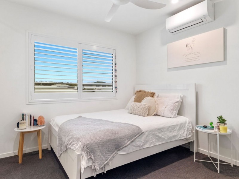 1/12 Dann Walk, Palmview QLD 4553