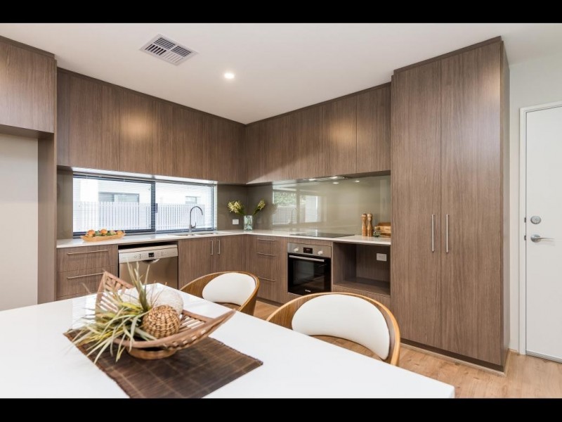 8 Lealt Place, Ardross WA 6153