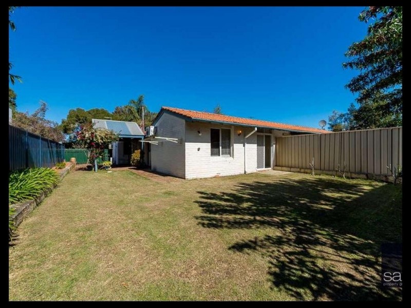 18a Greenock Avenue, Como WA 6152