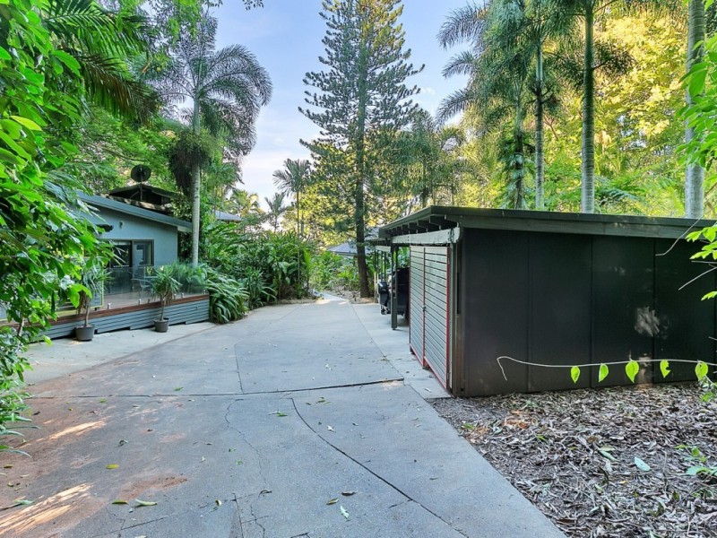 30 Collins Avenue, Edge Hill QLD 4870