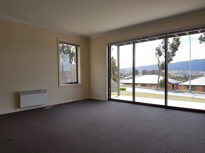 23 Mountain View Drive, Kingston TAS 7050
