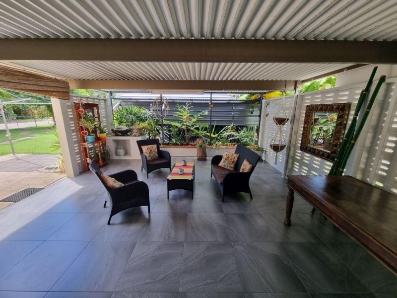 18 Landsdown Street, Cardwell QLD 4849