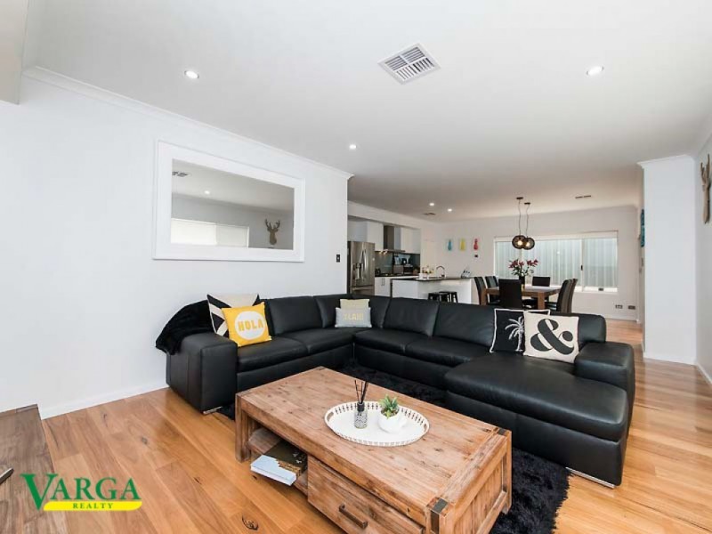 31 Verbania Loop, Beeliar WA 6164