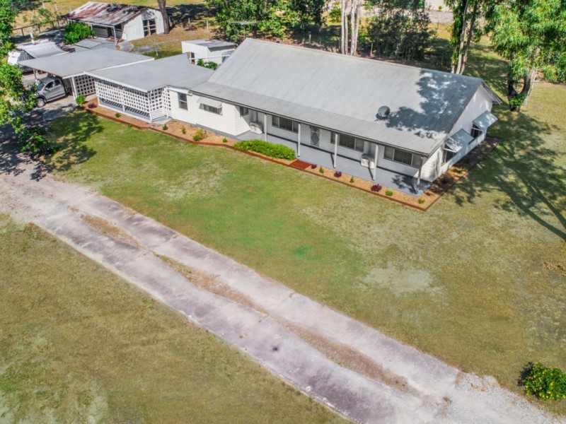 12 Buccan Rd, Buccan QLD 4207