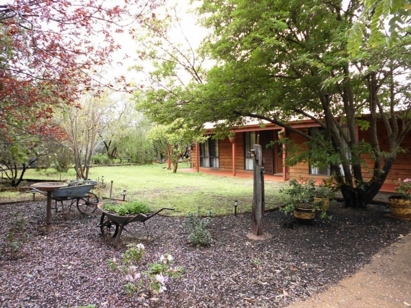 94 Robinson Street, Gingin WA 6503