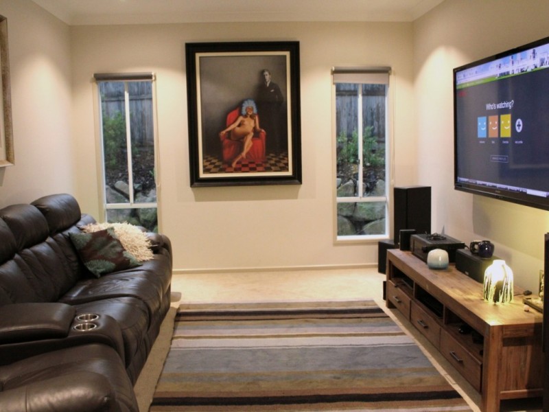 25 Ridgevale Boulevard, Holmview QLD 4207