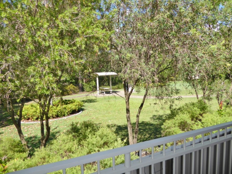 27 Northumberland Avenue, Nerang QLD 4211