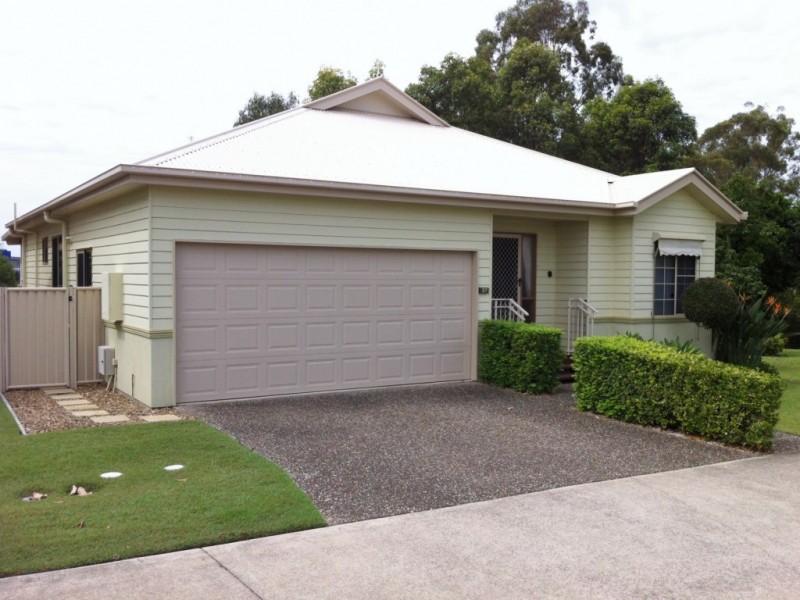 27 Northumberland Avenue, Nerang QLD 4211