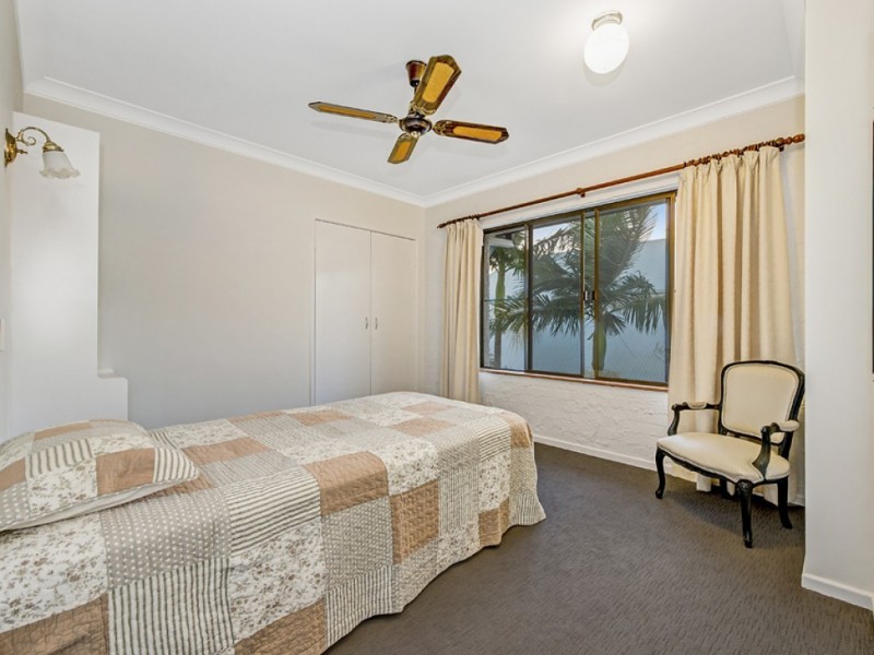 2 Resolute Court, Newport QLD 4020