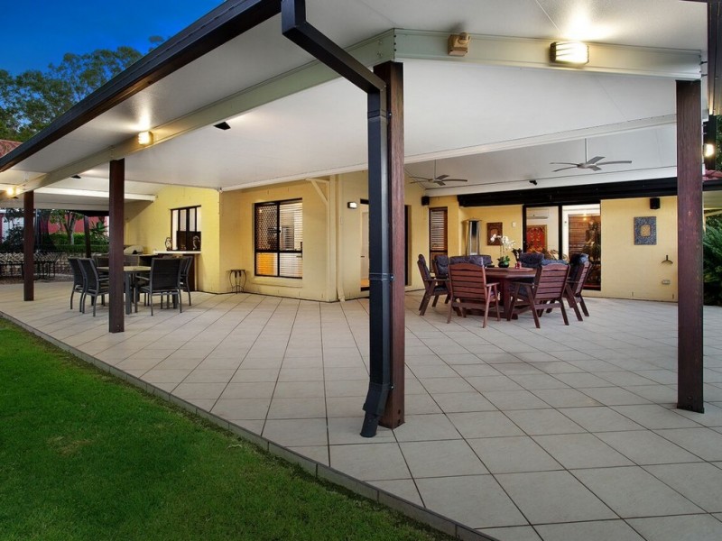 15 Diamantina Circle, Karalee QLD 4306